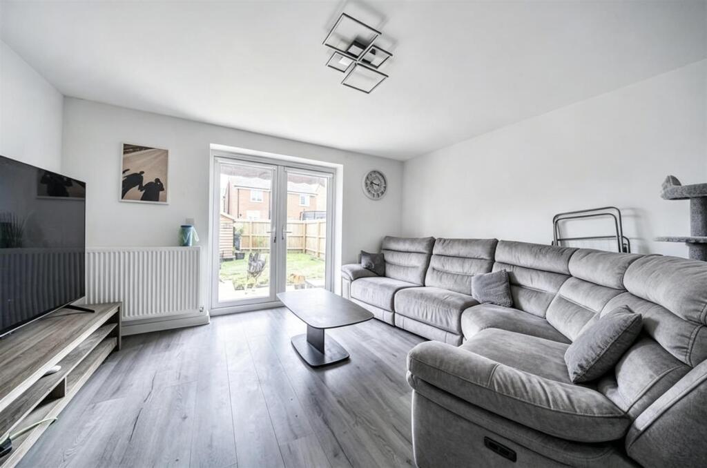 House in South Holland, Weston - View 5