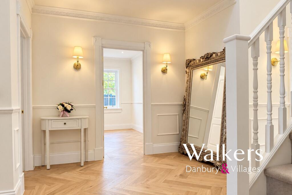 'Golden Oaks', East Hanningfield Road, Sandon photo 4
