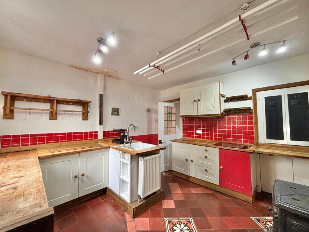 House in Ashfield, Titchfield, Hucknall - View 5