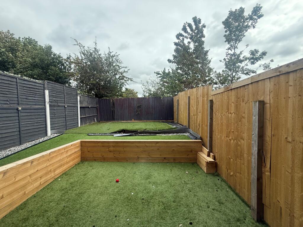 House in Barnsley, South Yorkshire - View 4