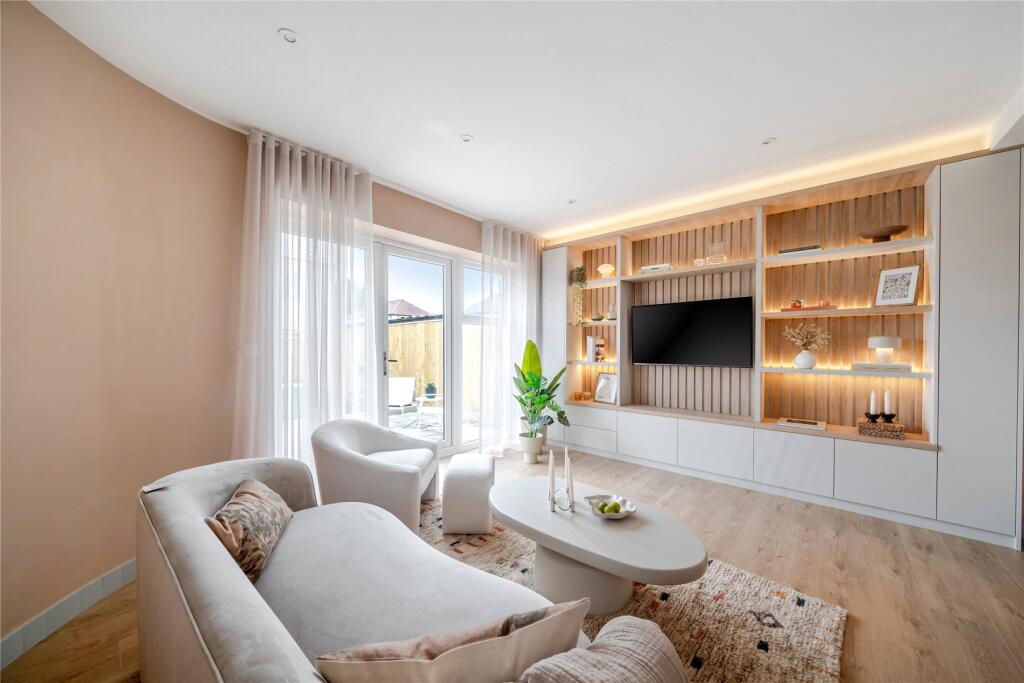 House in London - View 2