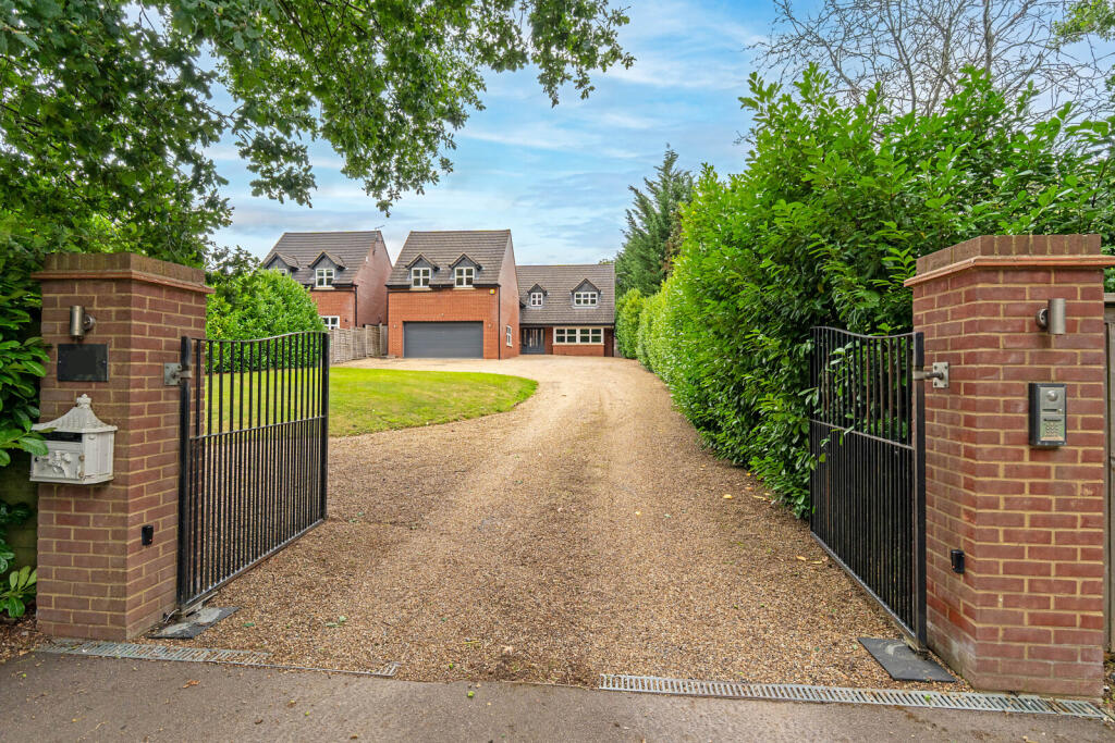 4-bed detached on Cambridge Road, Ugley, Bishop's Stortford, Essex, CM22, £1,250,000