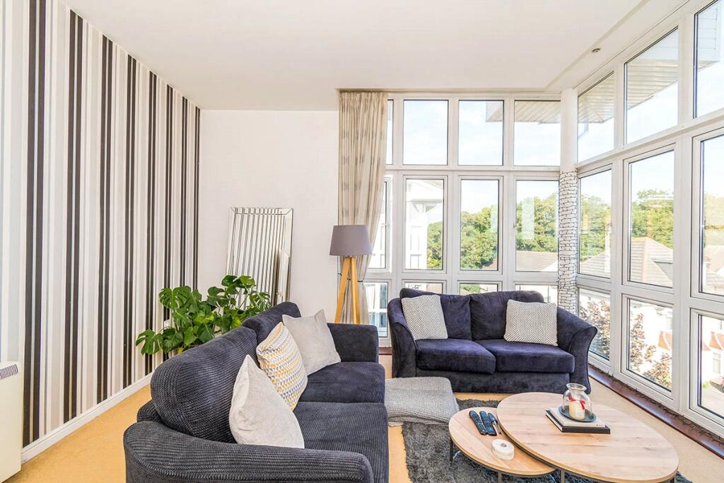 Apartment in Southampton - View 2