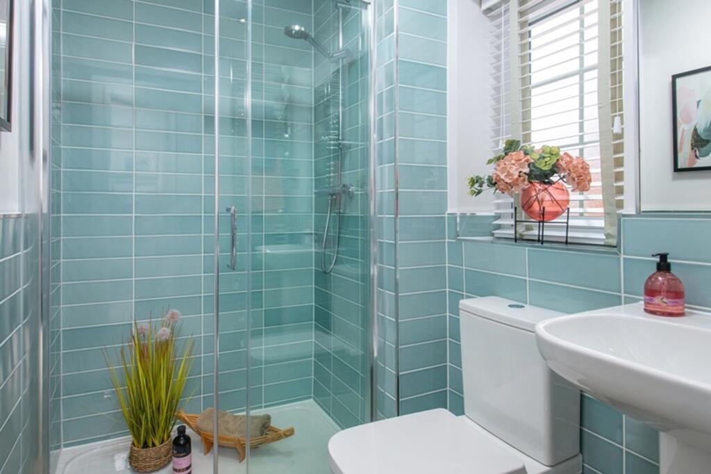 House in Whitchurch, Waymills - More