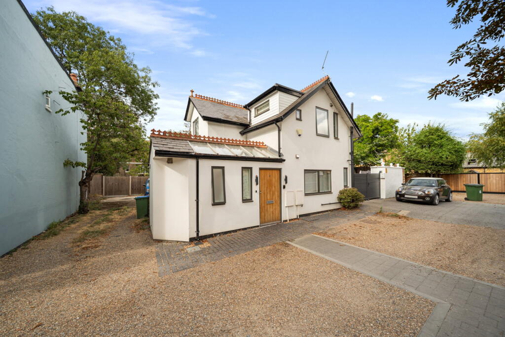 House in London, Royal Borough of Greenwich - More