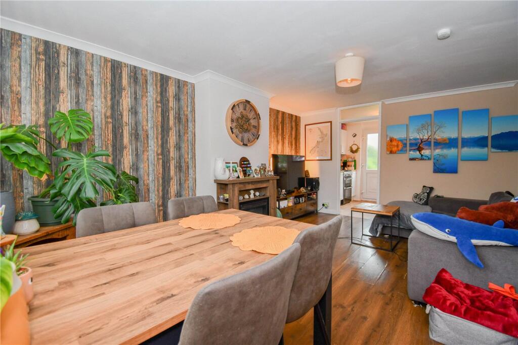 House in Wirral, Liverpool City Region - View 5