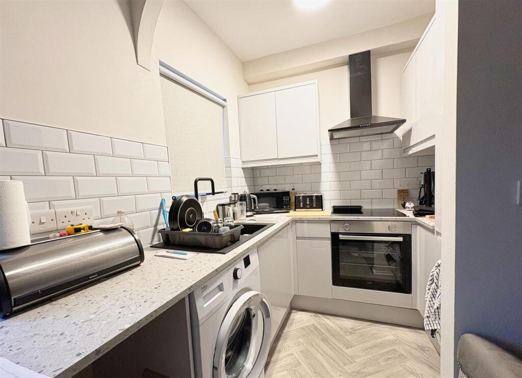 Apartment in Hastings, Trinity Triangle, Blacklands - View 3