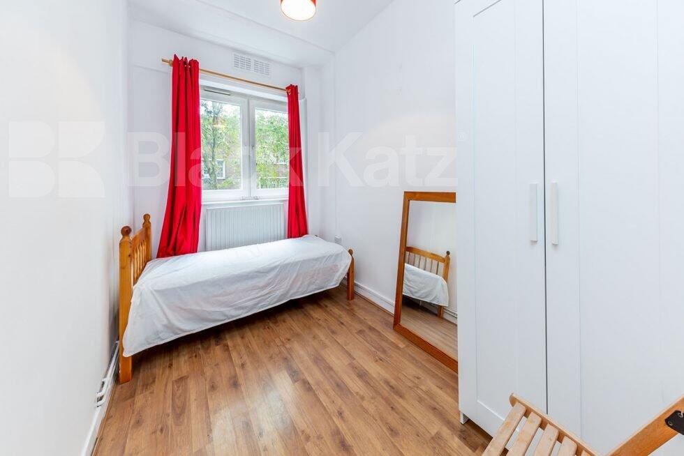 Apartment in London - More
