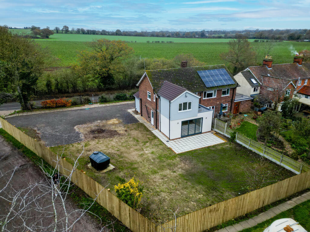 3-bed semi-detached on Henley Road, Ipswich, IP6, £425,000
