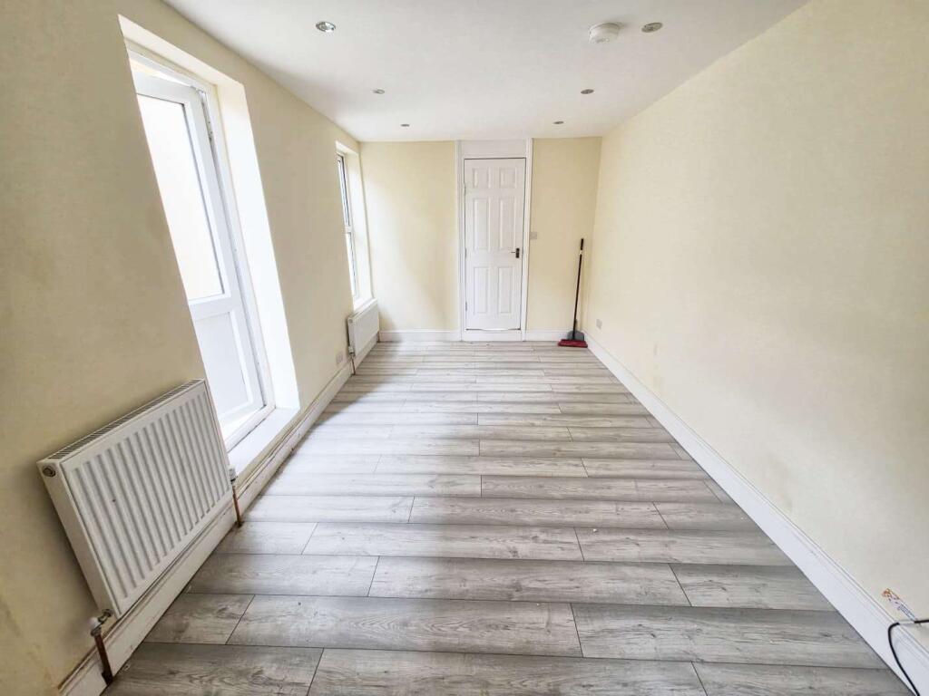 House in London - More