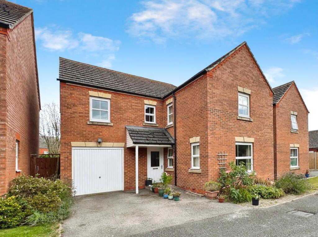 Main image of property: Bremridge Close, Barford, Warwick
