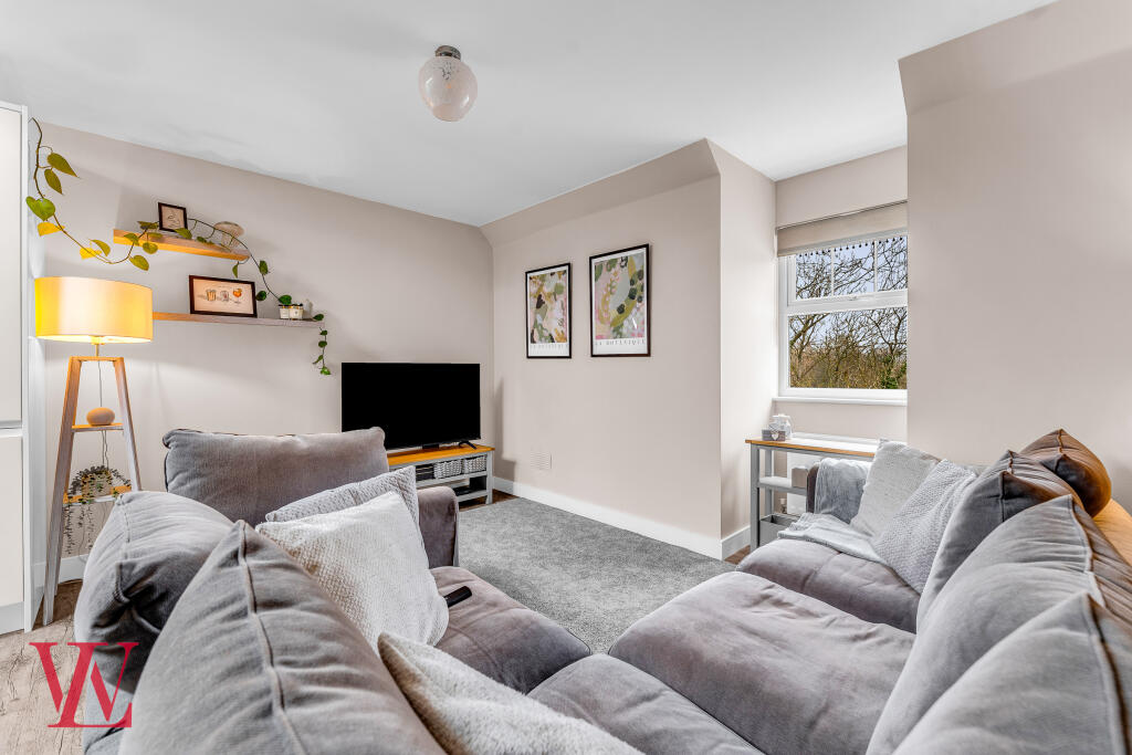 Apartment in East Hertfordshire, Hockerill, Bishop's Stortford - View 5