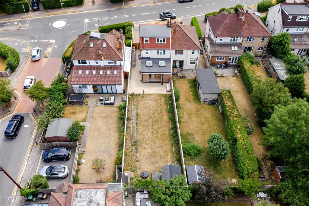 House in St Albans - View 2