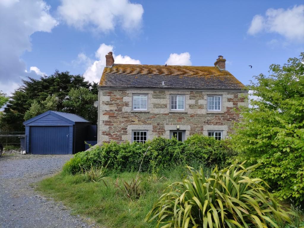 4 bedroom detached house for rent in TR12