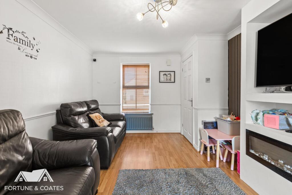House in Harlow, Church Langley - View 4