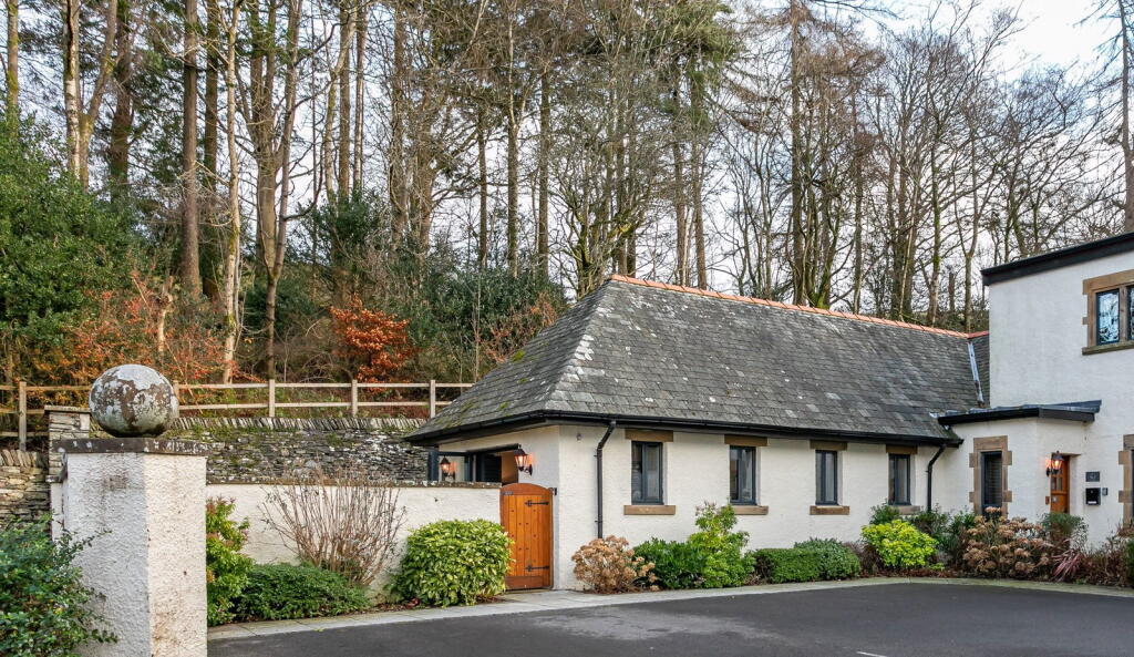 Main image of property: New Lodge, 6 Applethwaite Hall, Windermere, The Lake District, LA23 1PZ