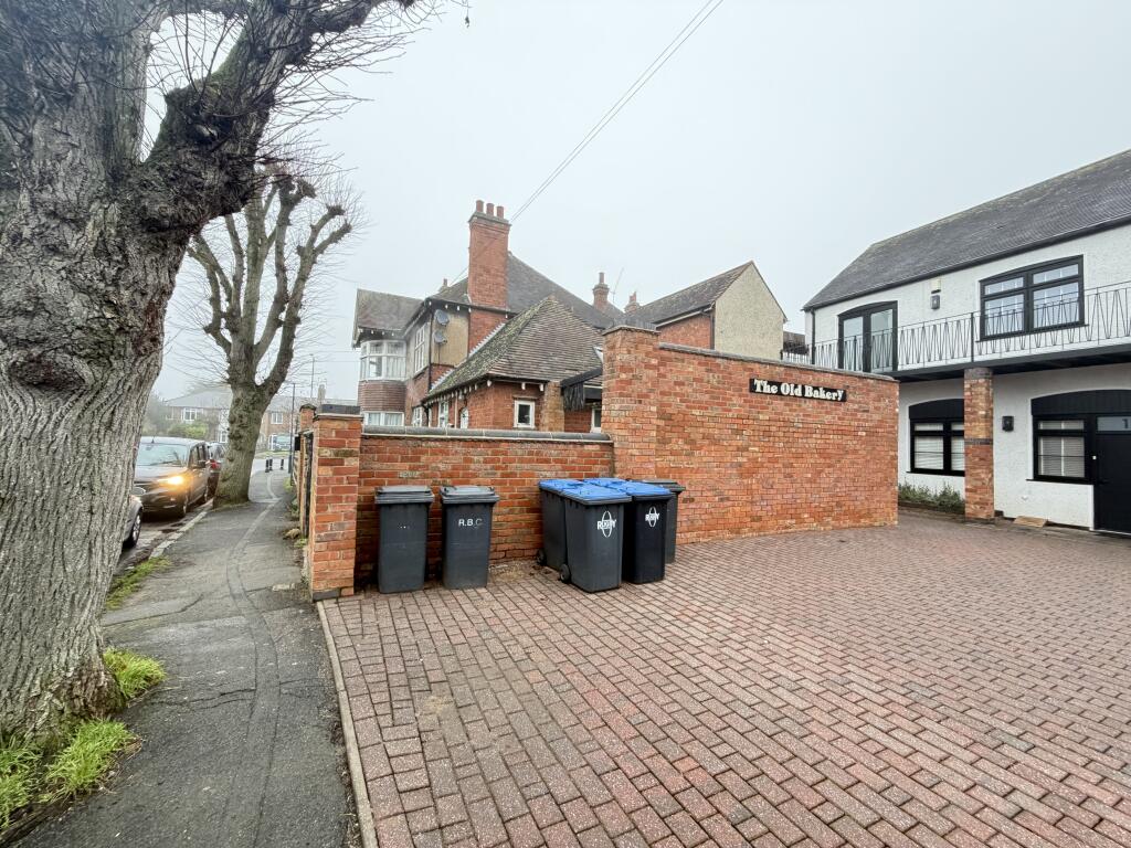 Main image of property: Hillmorton Road, RUGBY