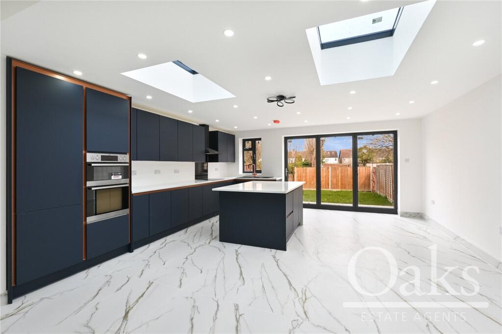 Main image of property: Ashburton Avenue, Addiscombe