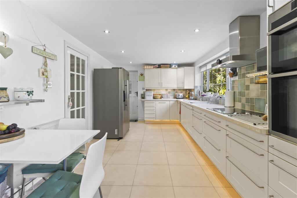 Homefield Road, Seaford - View 3