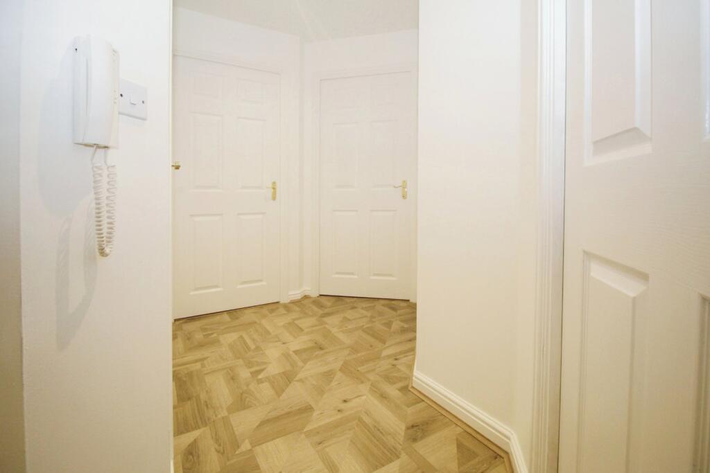 Apartment in Leeds - View 5