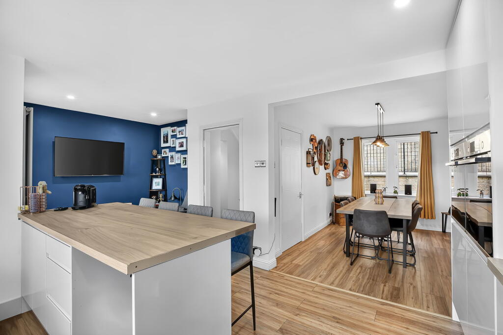 Additional image 10 of Moorbottom Lane, Bingley, BD16 4HA