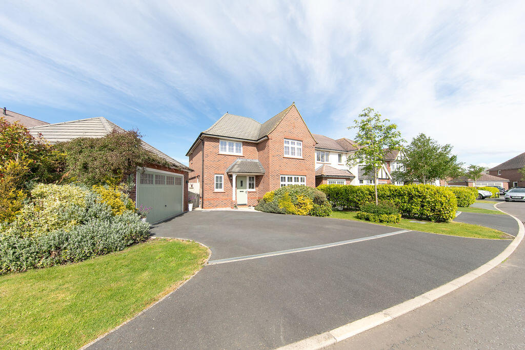 Main image of property: No. 9, Grassmere Close, Poulton-le-Fylde, Lancs FY6 8FQ