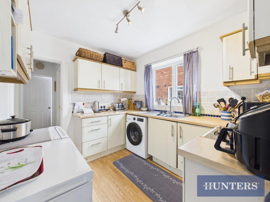 House in Bridlington, East Riding of Yorkshire - View 3