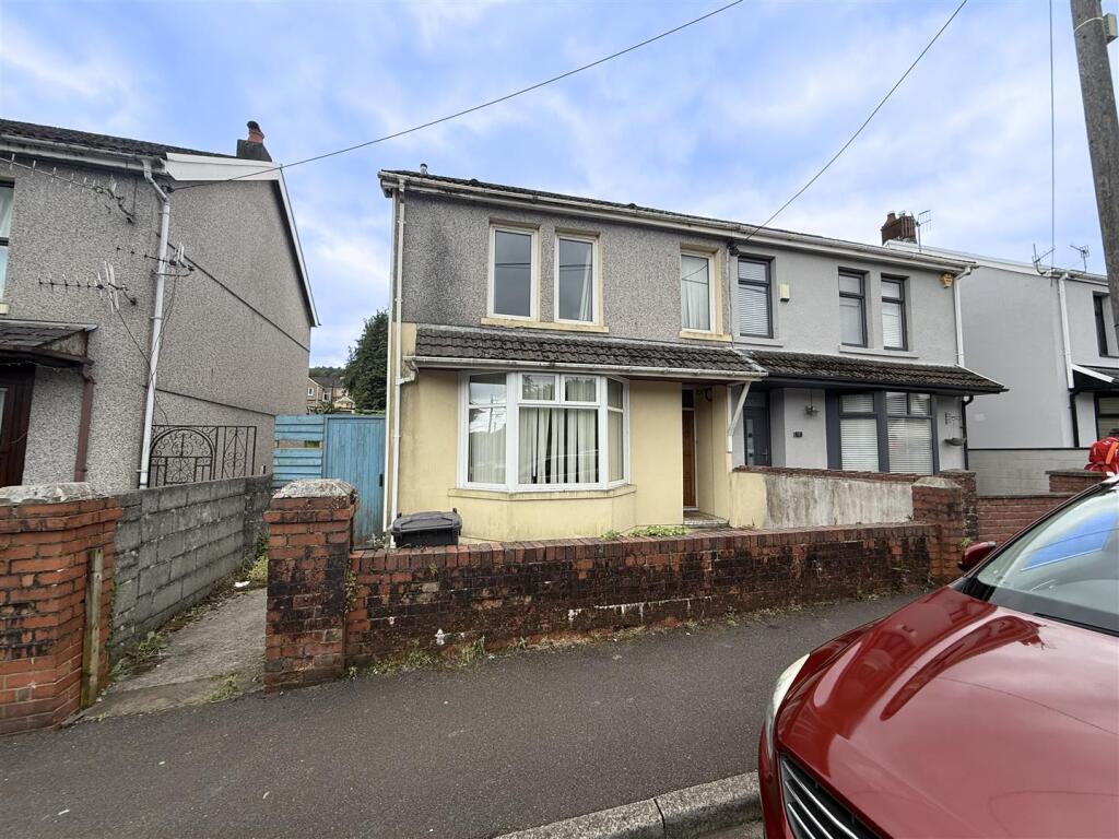 Main image of property: Belmont Terrace, Aberaman