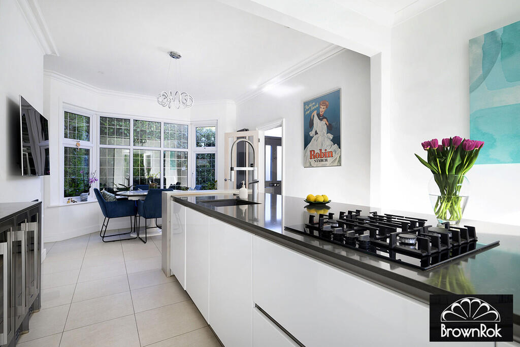 Main image of property: Beech Avenue, Radlett