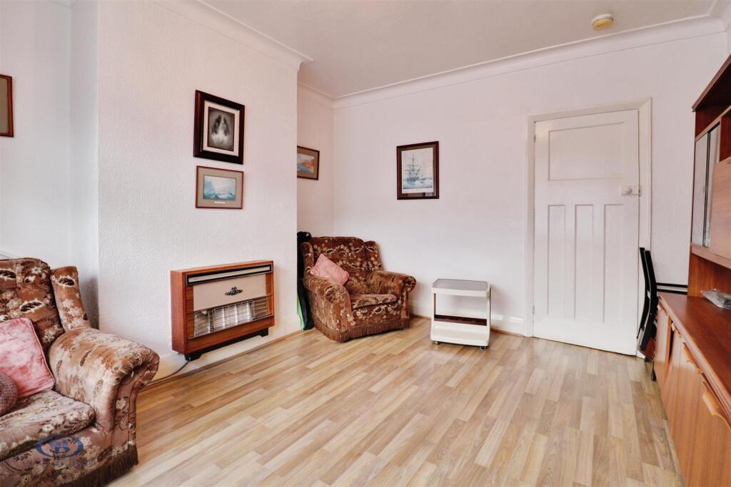 House in Stoke-on-Trent, Penkhull - View 5