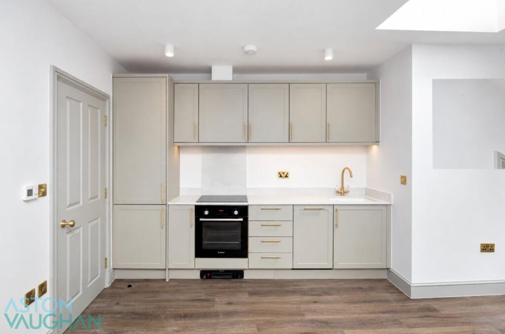 Apartment in Brighton, Queen's Park - View 3