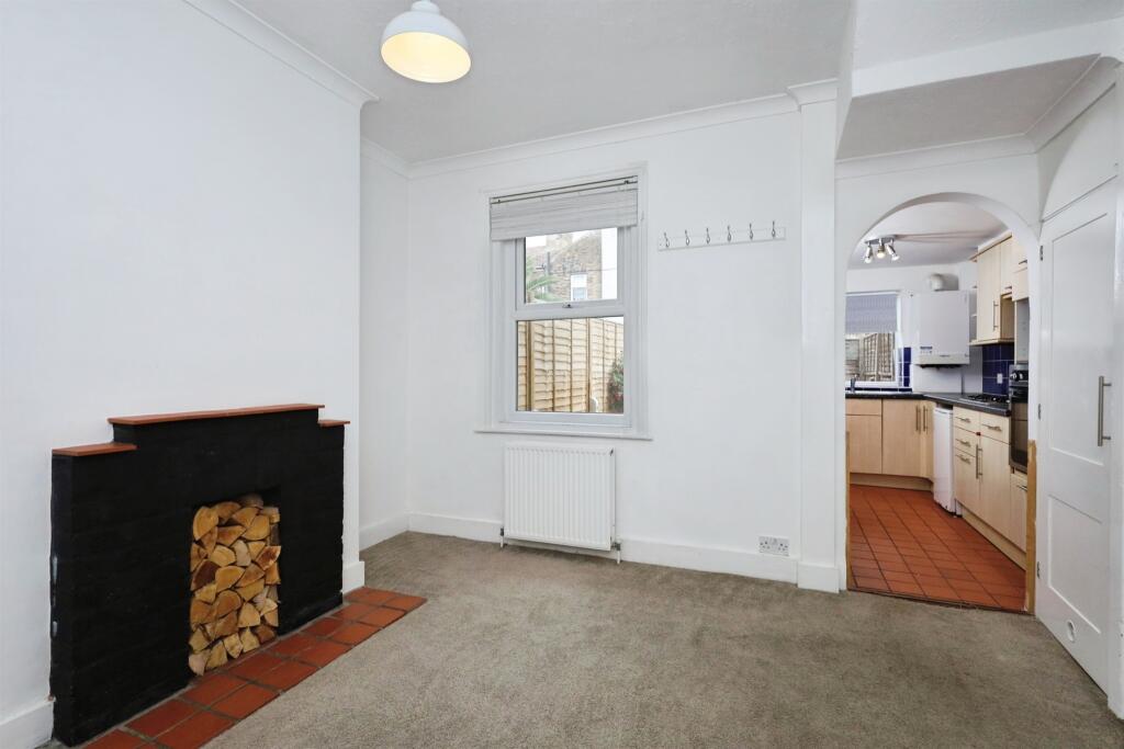 House in Eastbourne, East Sussex - View 3