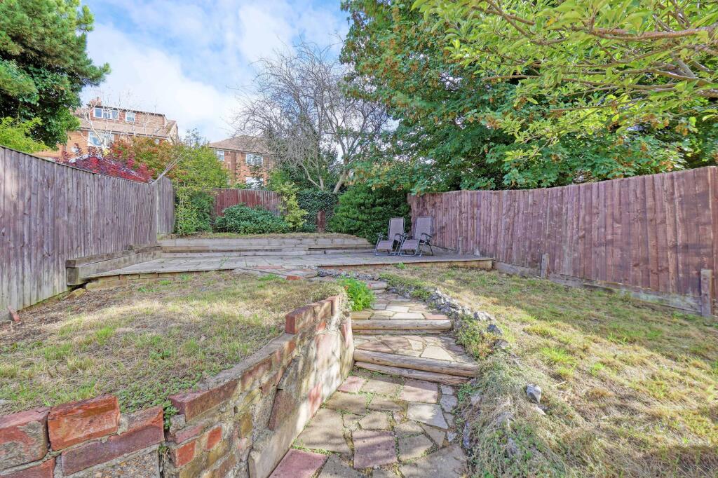 House in Hemel Hempstead, High Wycombe Community Board - View 3
