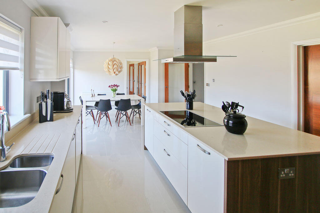 5 Ballakilley Road, Ballakilley, Port Erin, IM9 5NN photo 3