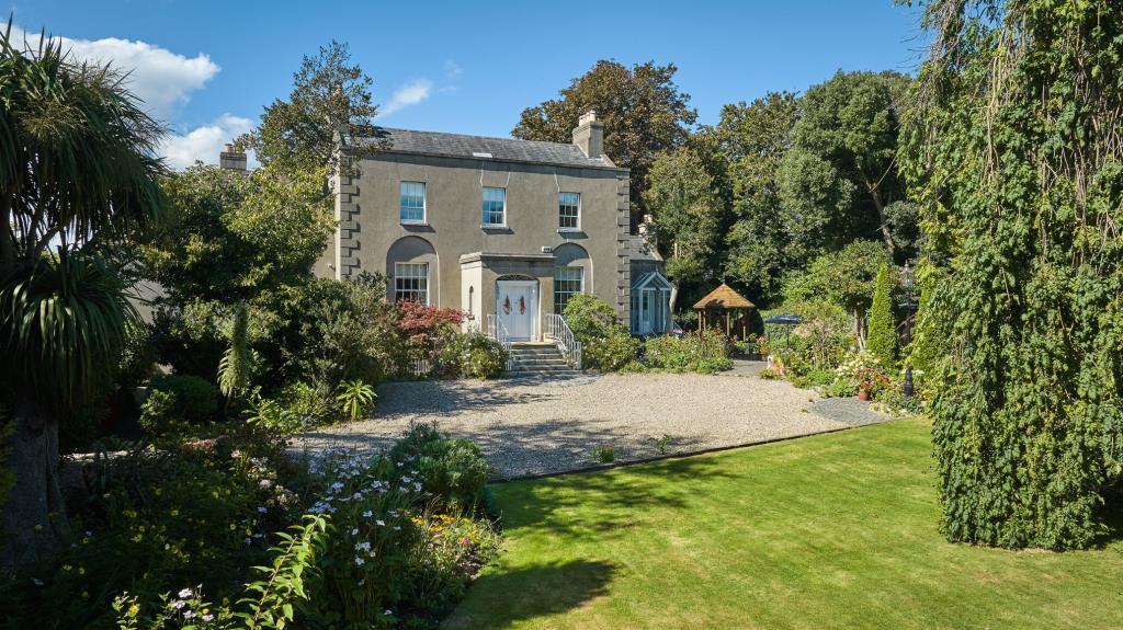 Main image of property: Bedford Lodge, Mount Prospect Avenue, Clontarf, Dublin 3, D03 P6P6