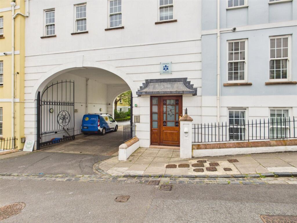 Main image of property: Apartment 2 Fermoy House, Royal Garden, Bosq Lane, St Peter Port, GY1