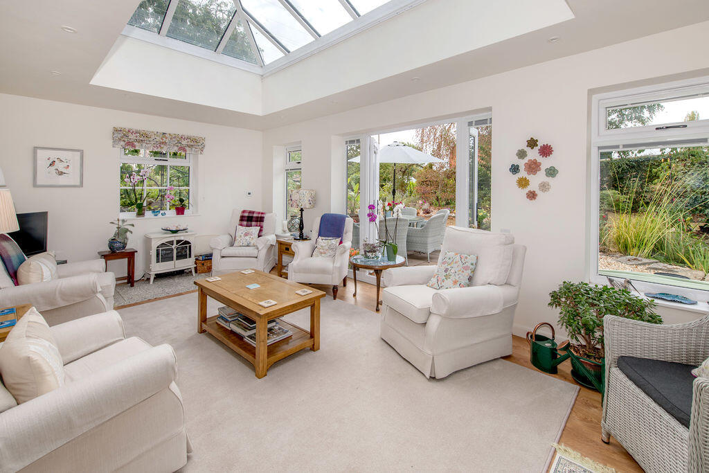 House in Taunton - View 5