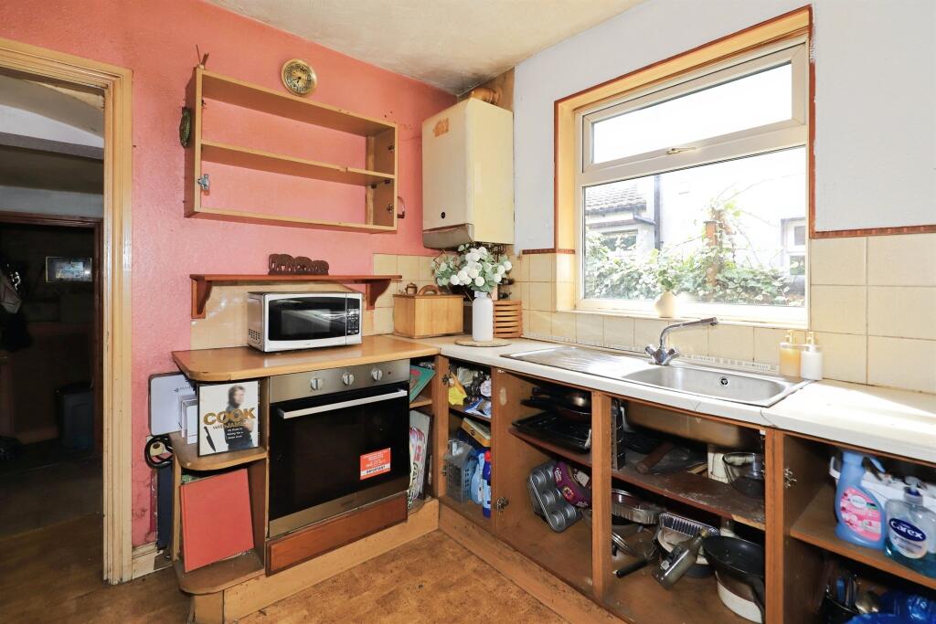 House in Wolverhampton, West Midlands - View 2