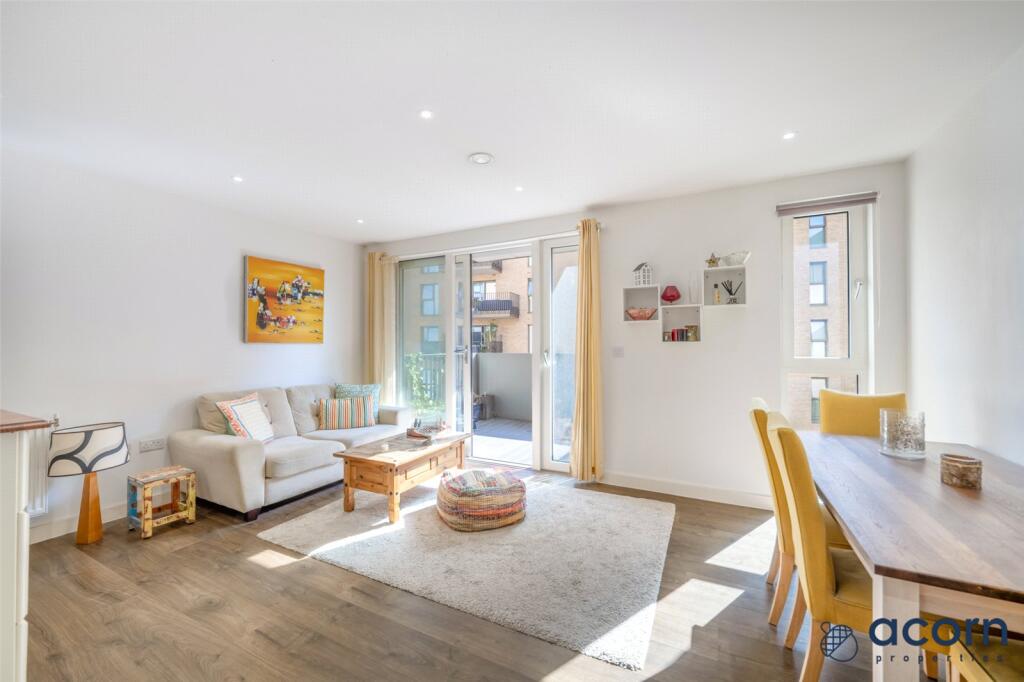 Dunnock House, 21 Moorhen Drive, London, NW9 photo 4