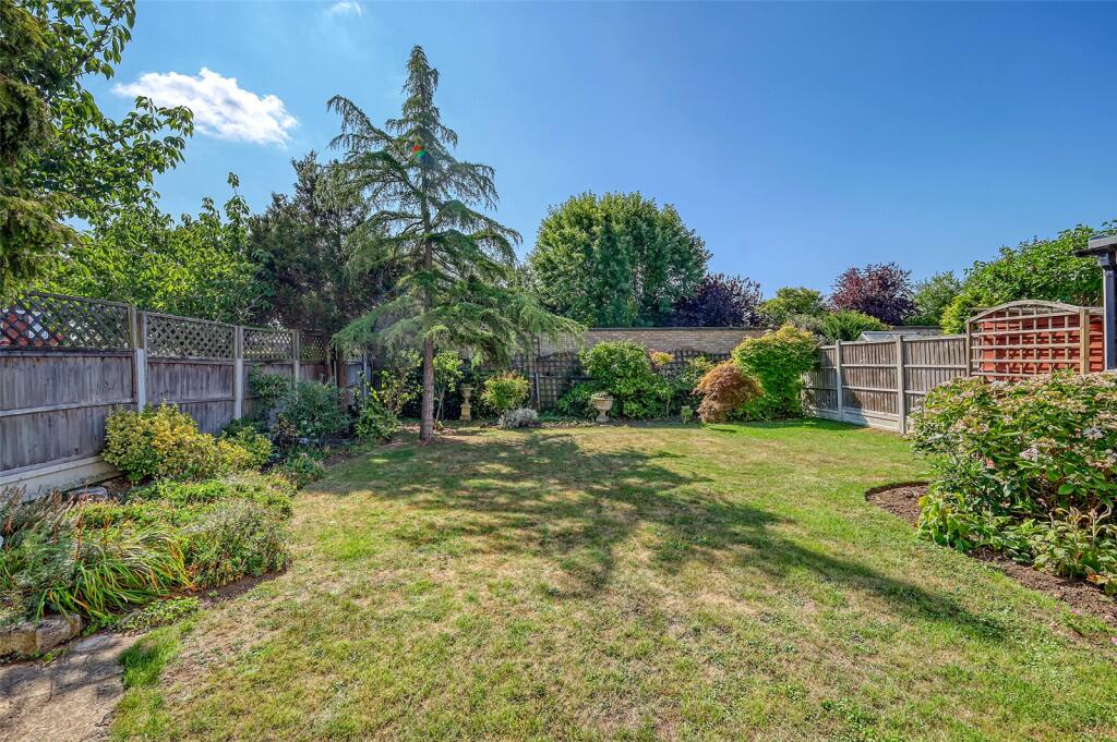 Southchurch Boulevard, Thorpe Bay Borders, Essex, SS2 photo 2