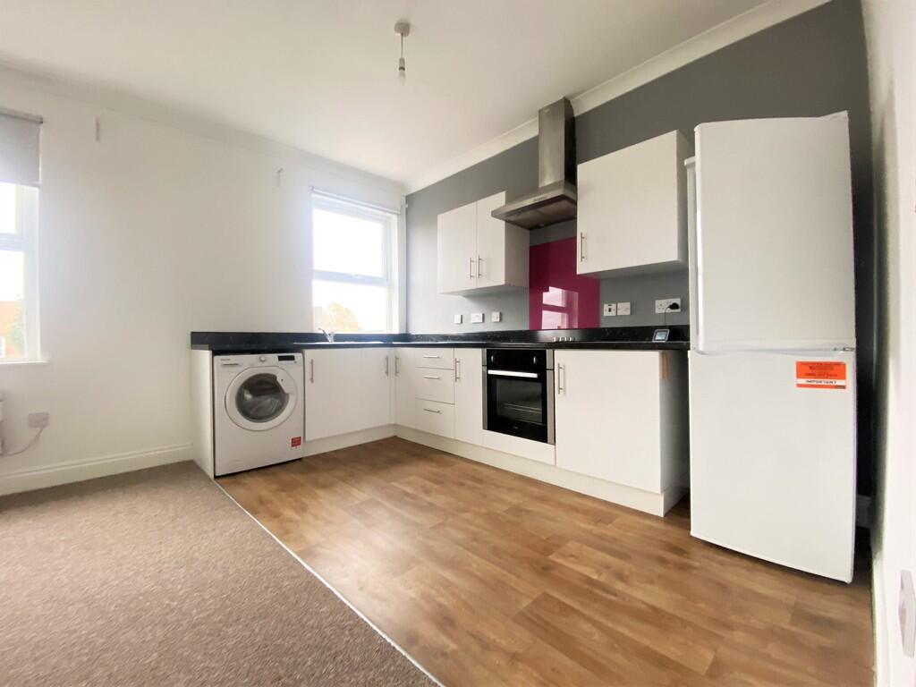 Apartment in London - View 5