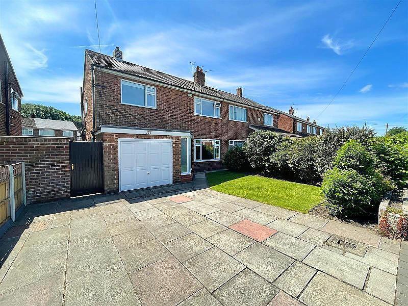 Main image of property: Wythenshawe Road, Manchester