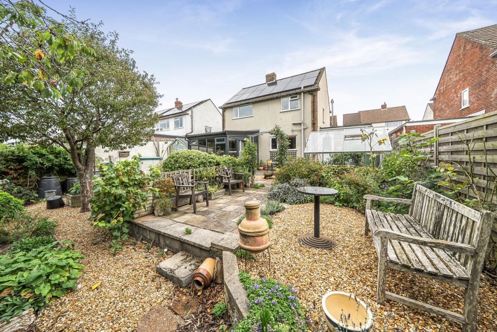 Mount Pleasant Avenue, Wells, BA5 photo 4