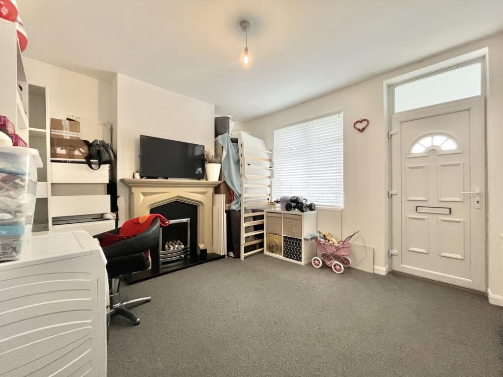 Cottage Lane, Wolverhampton, WV10 photo 2