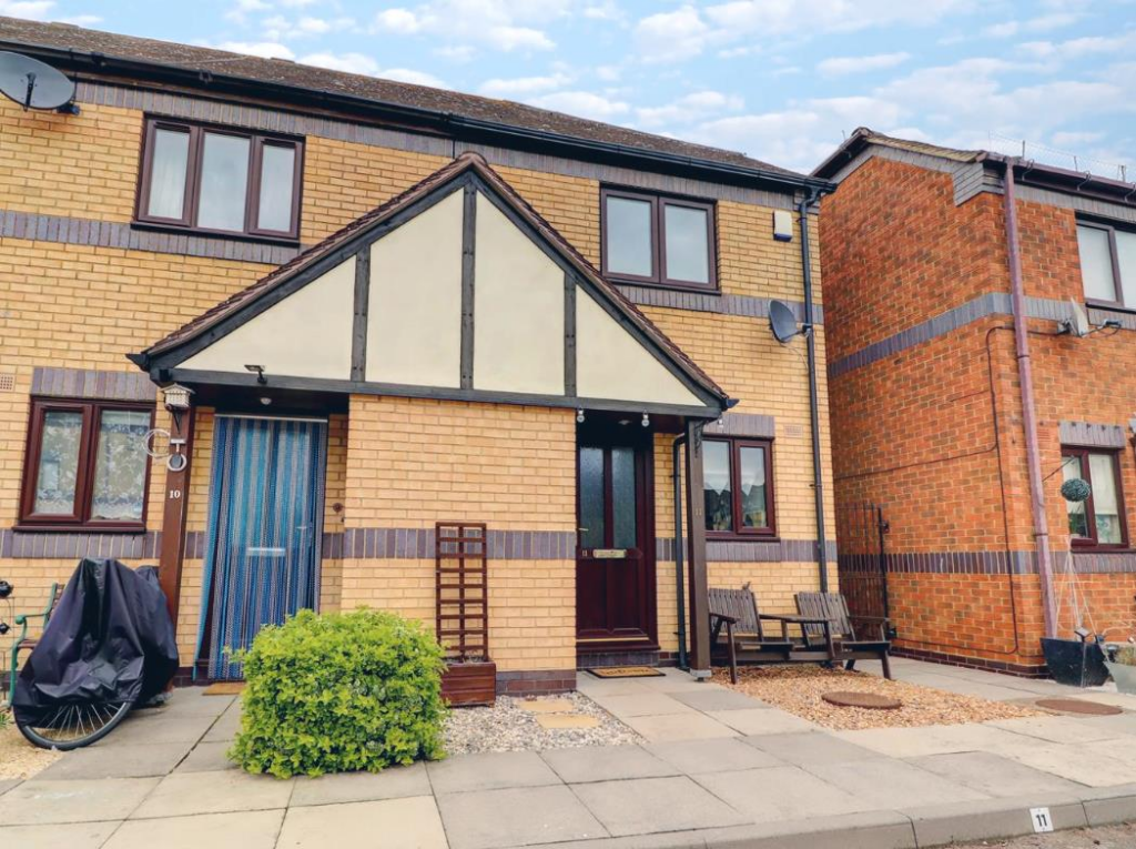 Main image of property: Battle Court, Kineton, Warwick