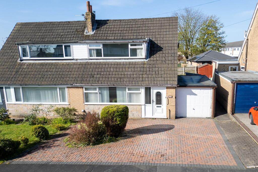 Main image of property: Coniston Close, Longridge,  Lancs, PR3