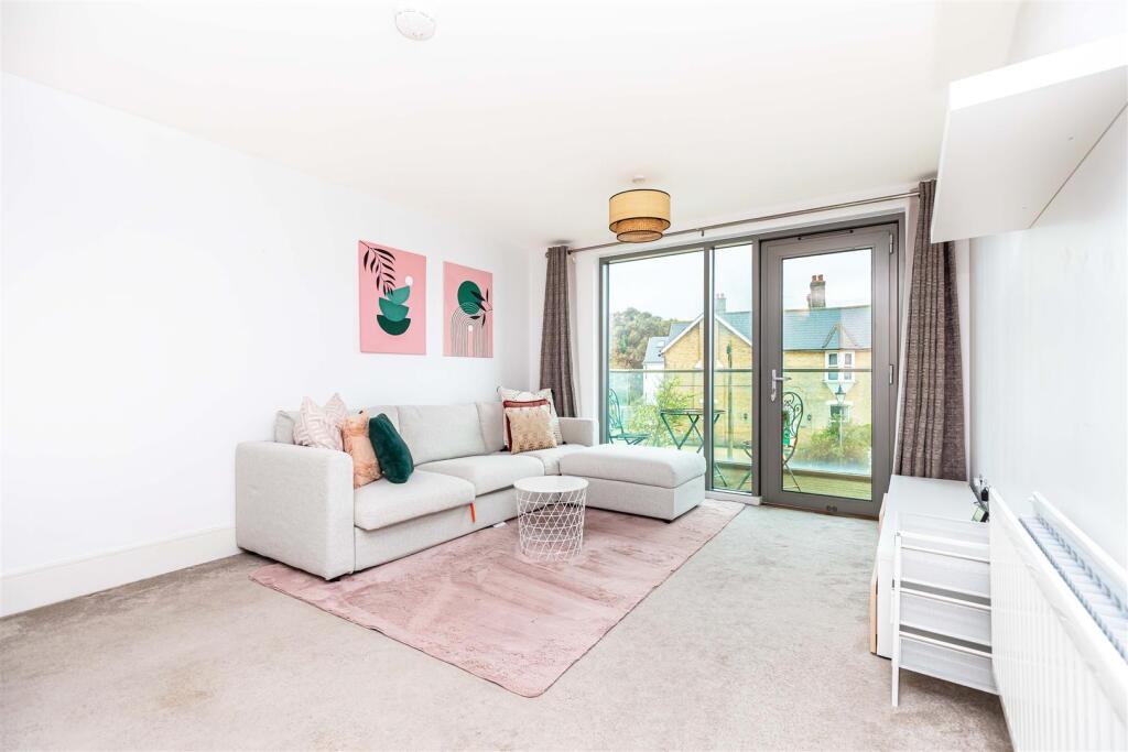 Main image of property: Modern Apartment with private Balcony, Upper Terrace Road