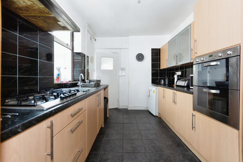 Summerfield Crescent, Birmingham - View 4