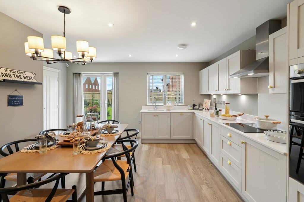 Main image of property: Fitzalan Road,
Littlehampton,
BN17 6FE