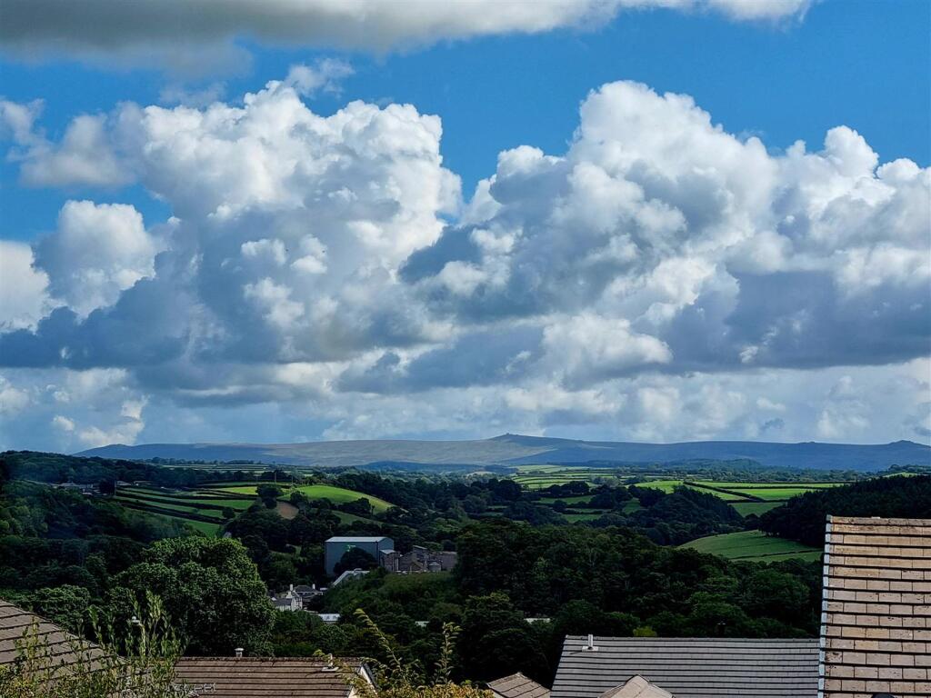 Hannaford Road, Lifton photo 2